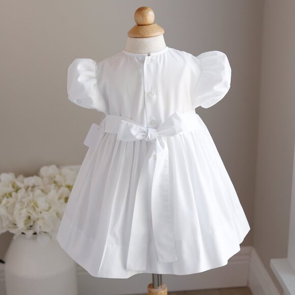 White Smocked Dress Heirloom Size 18 Months Rare Special Party Portraits New - Picture 6 of 6